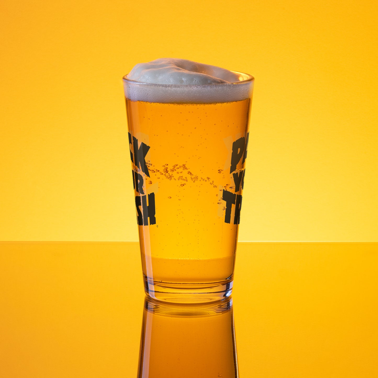 Pack Your Trash - Shaker pint glass